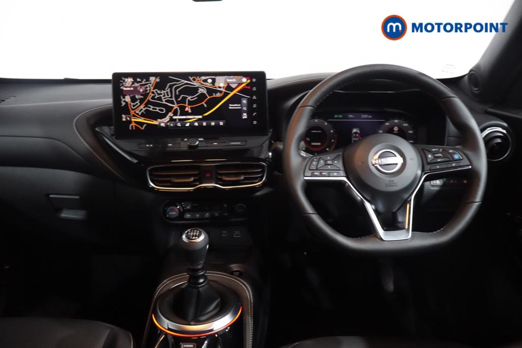 Nissan Juke Tekna Manual Petrol SUV - Stock Number (1556789) - 1st supplementary image