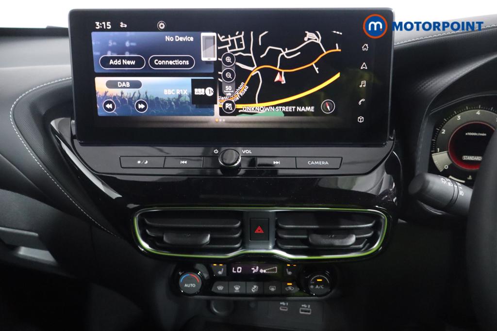 Nissan Juke Tekna Manual Petrol SUV - Stock Number (1556793) - 2nd supplementary image