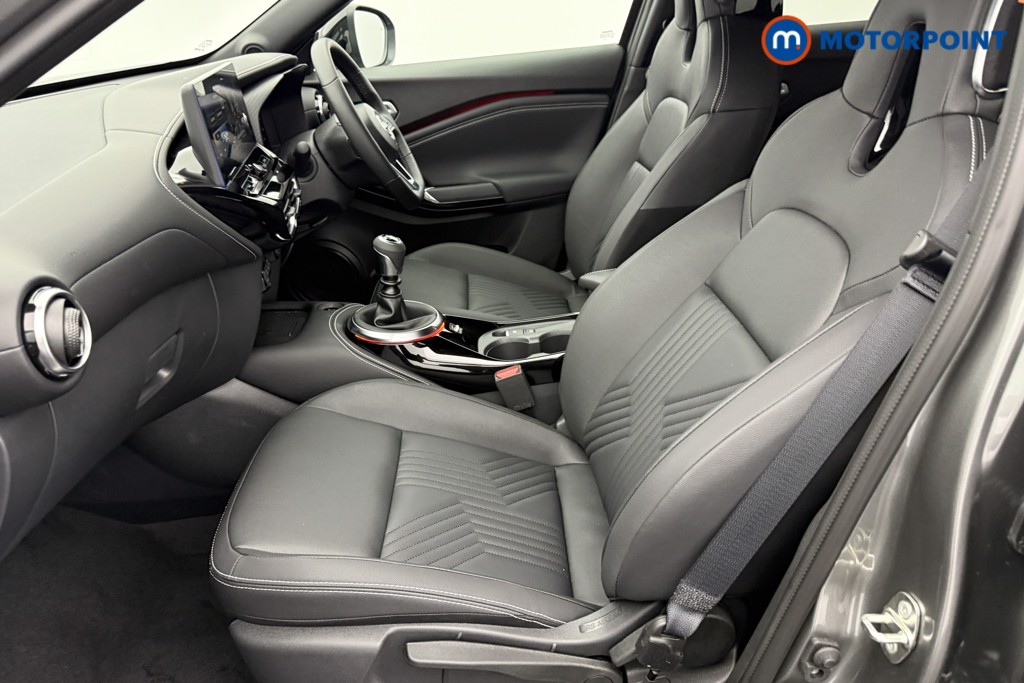 Nissan Juke Tekna Manual Petrol SUV - Stock Number (1556796) - 21st supplementary image
