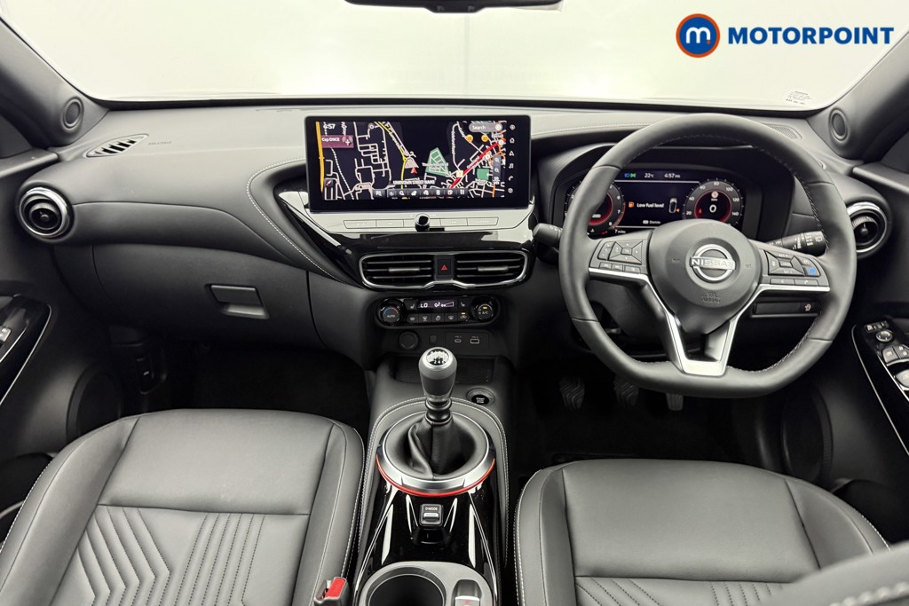 Nissan Juke Tekna Manual Petrol SUV - Stock Number (1556796) - 1st supplementary image