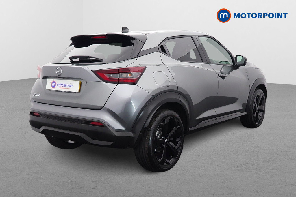 Nissan Juke Tekna Manual Petrol SUV - Stock Number (1556796) - Drivers side rear corner