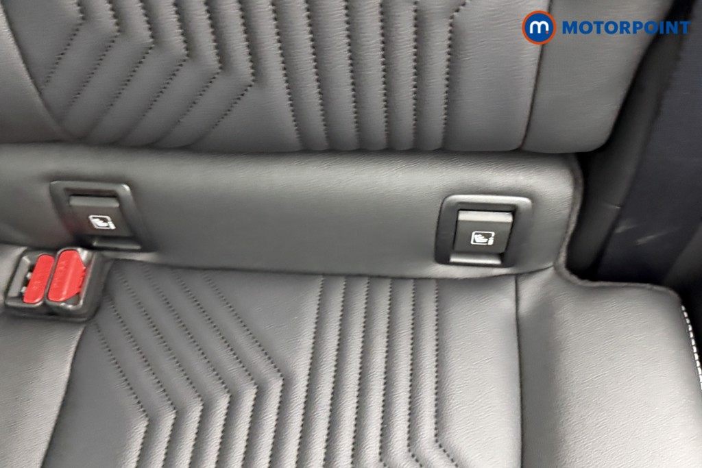 Nissan Juke Tekna Manual Petrol SUV - Stock Number (1556798) - 23rd supplementary image