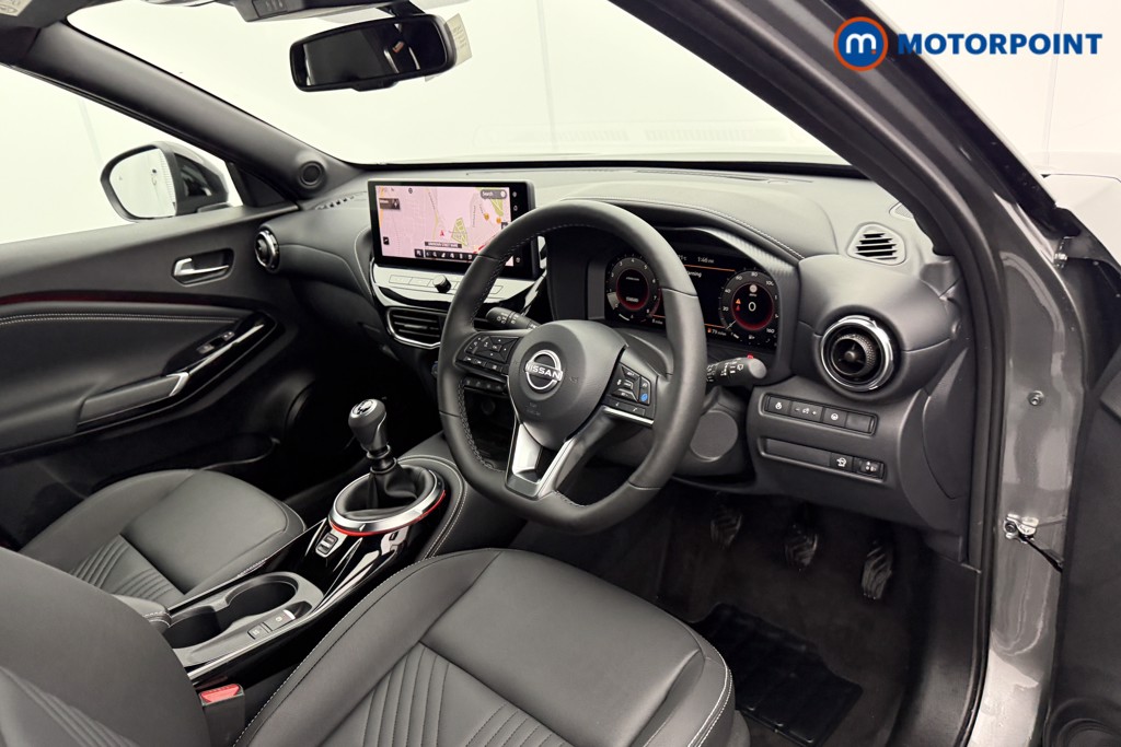 Nissan Juke Tekna Manual Petrol SUV - Stock Number (1556799) - 4th supplementary image