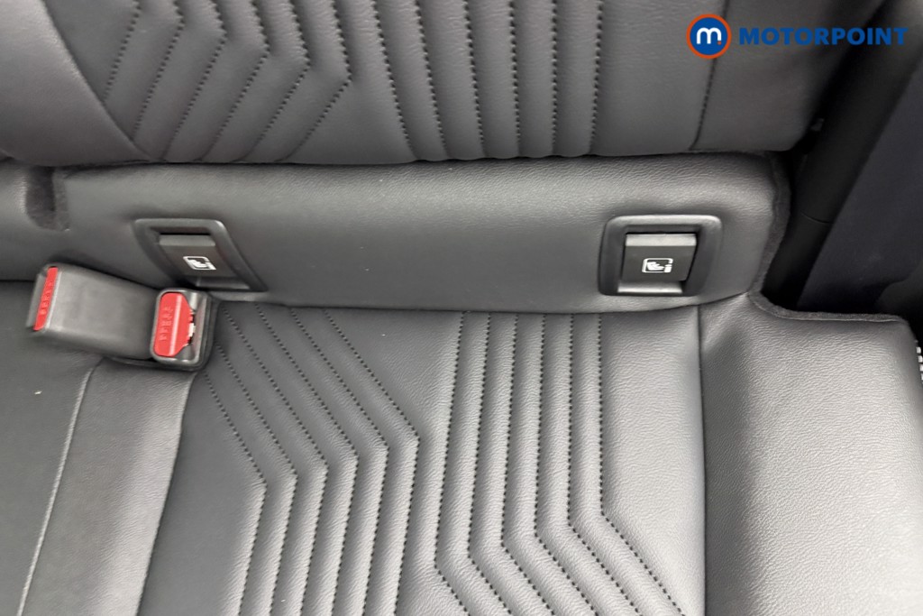 Nissan Juke Tekna Manual Petrol SUV - Stock Number (1556799) - 23rd supplementary image