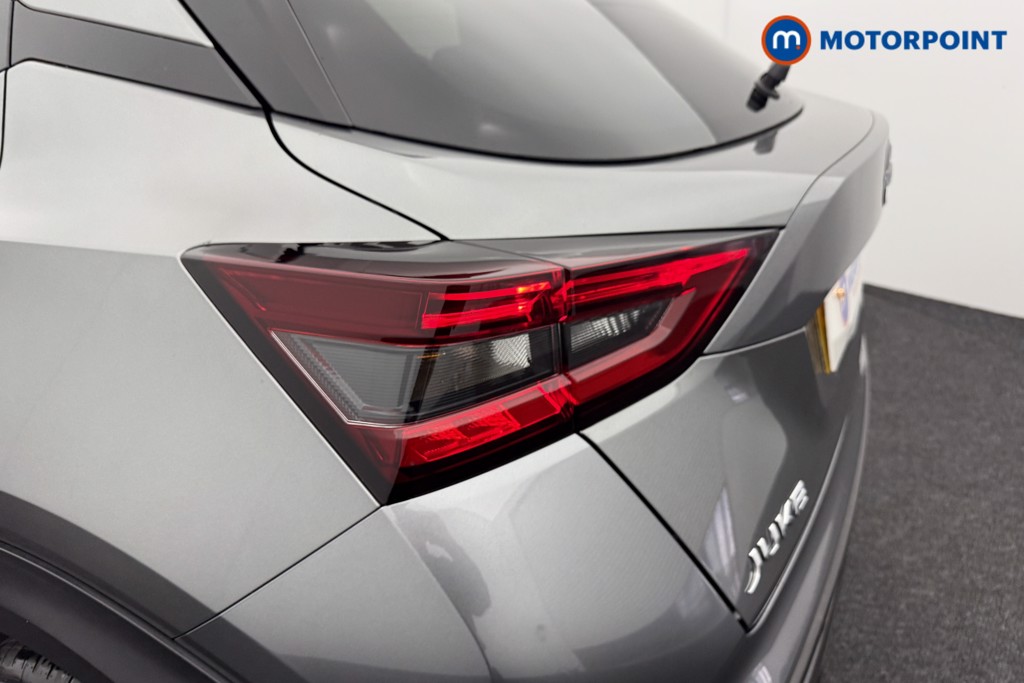 Nissan Juke Tekna Manual Petrol SUV - Stock Number (1556799) - 24th supplementary image