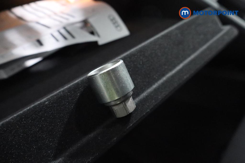 Audi Q3 S Line Automatic Petrol SUV - Stock Number (1556824) - 15th supplementary image