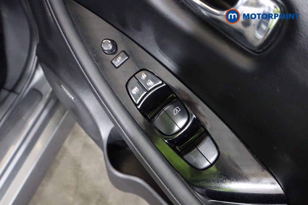 Nissan Leaf Tekna Automatic Electric Hatchback - Stock Number (1556902) - 14th supplementary image