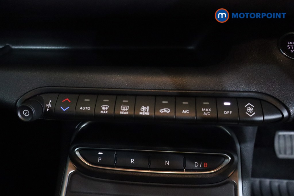 Jeep Avenger Summit Automatic Electric SUV - Stock Number (1556987) - 6th supplementary image