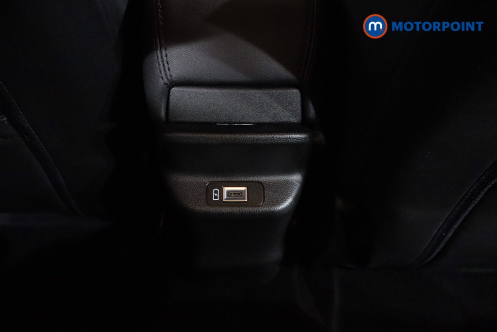 Jeep Avenger Summit Automatic Electric SUV - Stock Number (1556987) - 13th supplementary image