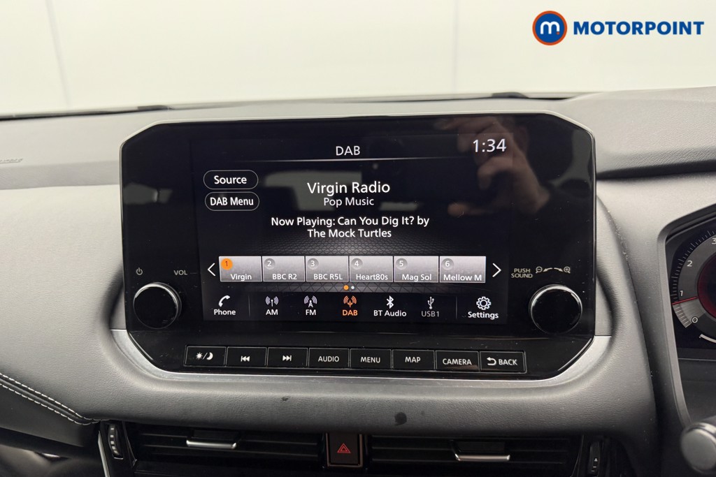 Nissan Qashqai Premiere Edition Automatic Petrol SUV - Stock Number (1557410) - 6th supplementary image