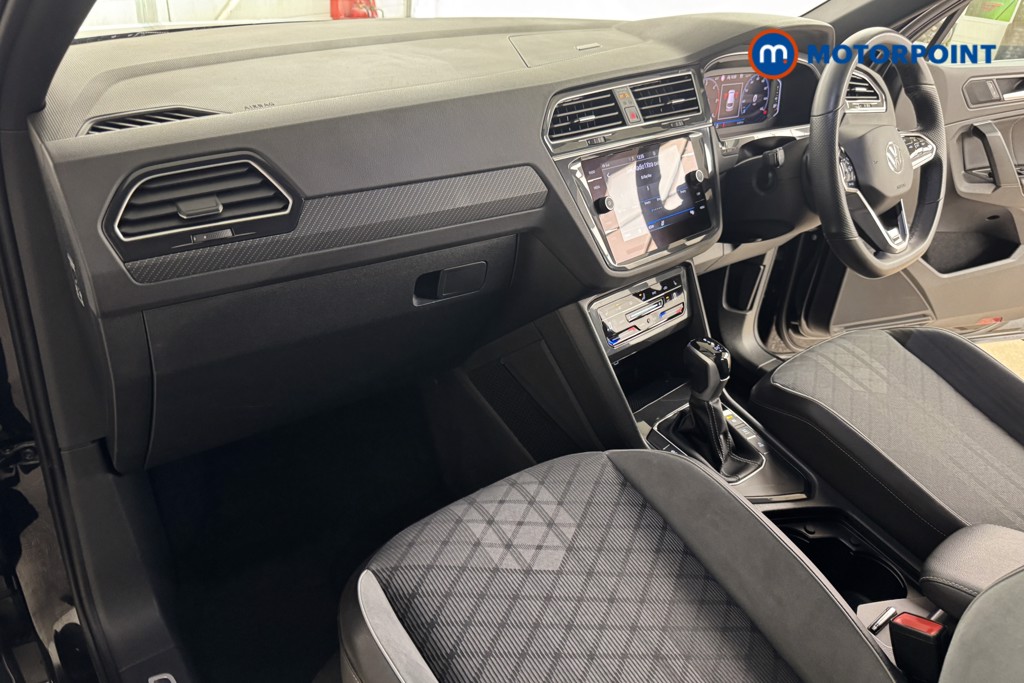 Volkswagen Tiguan R-Line Automatic Diesel SUV - Stock Number (1557411) - 8th supplementary image