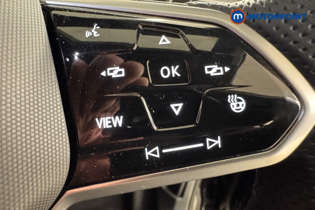 Volkswagen Tiguan R-Line Automatic Diesel SUV - Stock Number (1557411) - 14th supplementary image