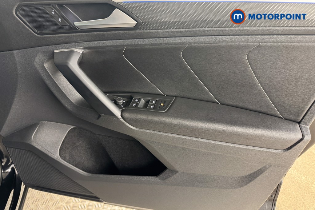Volkswagen Tiguan R-Line Automatic Diesel SUV - Stock Number (1557411) - 16th supplementary image