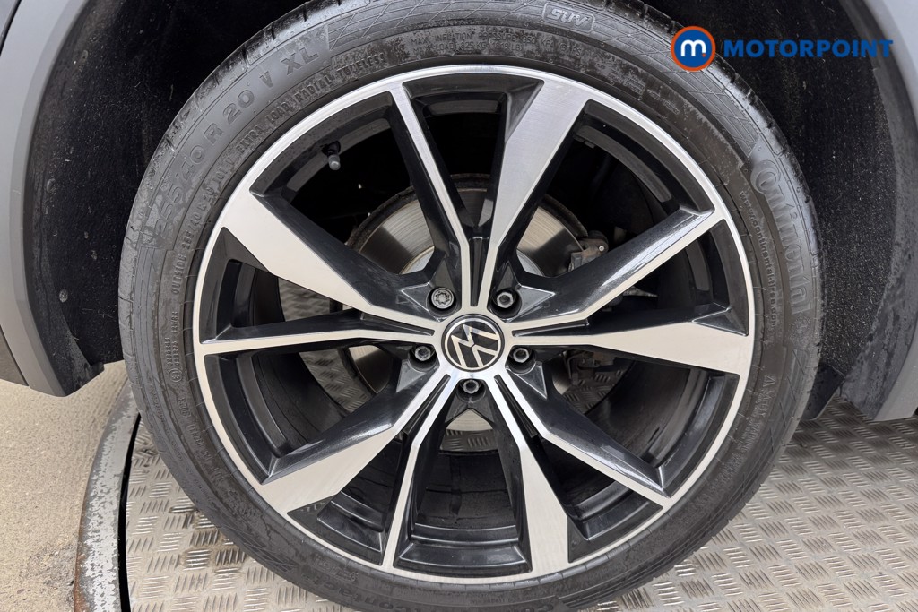 Volkswagen Tiguan R-Line Automatic Diesel SUV - Stock Number (1557411) - 21st supplementary image