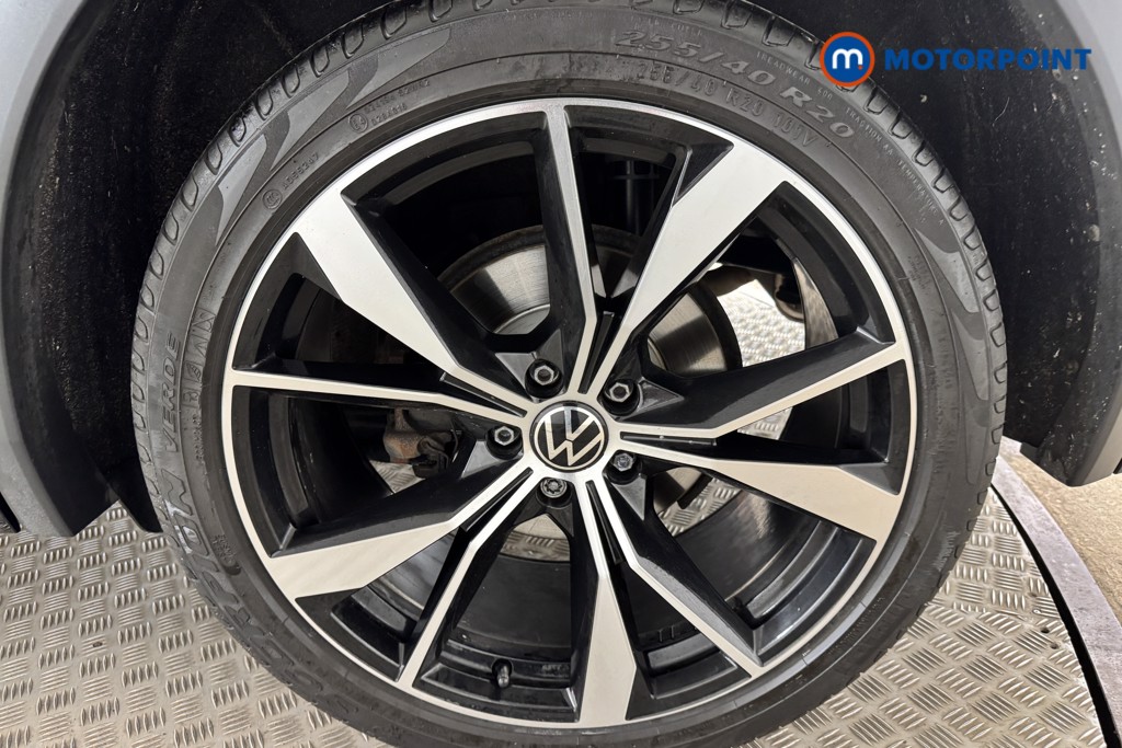 Volkswagen Tiguan R-Line Automatic Diesel SUV - Stock Number (1557411) - 24th supplementary image