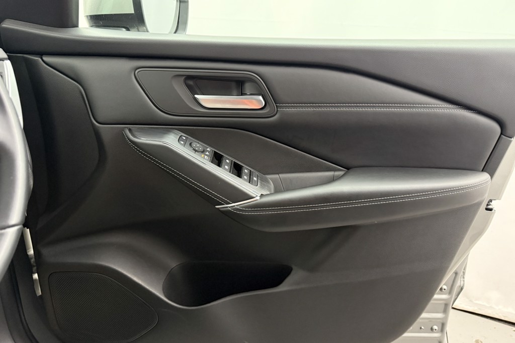 Nissan Qashqai N-Connecta Automatic Petrol SUV - Stock Number (1543669) - 14th supplementary image
