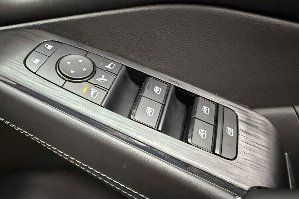 Nissan Qashqai N-Connecta Automatic Petrol SUV - Stock Number (1543669) - 15th supplementary image