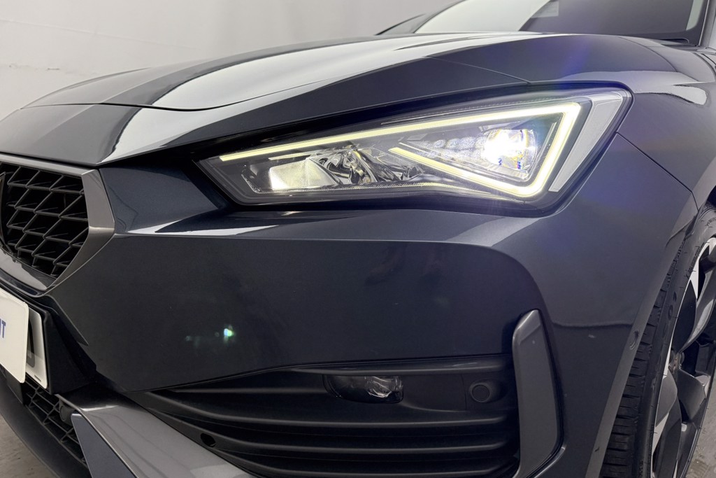 Cupra Leon V1 Manual Petrol Hatchback - Stock Number (1543704) - 31st supplementary image