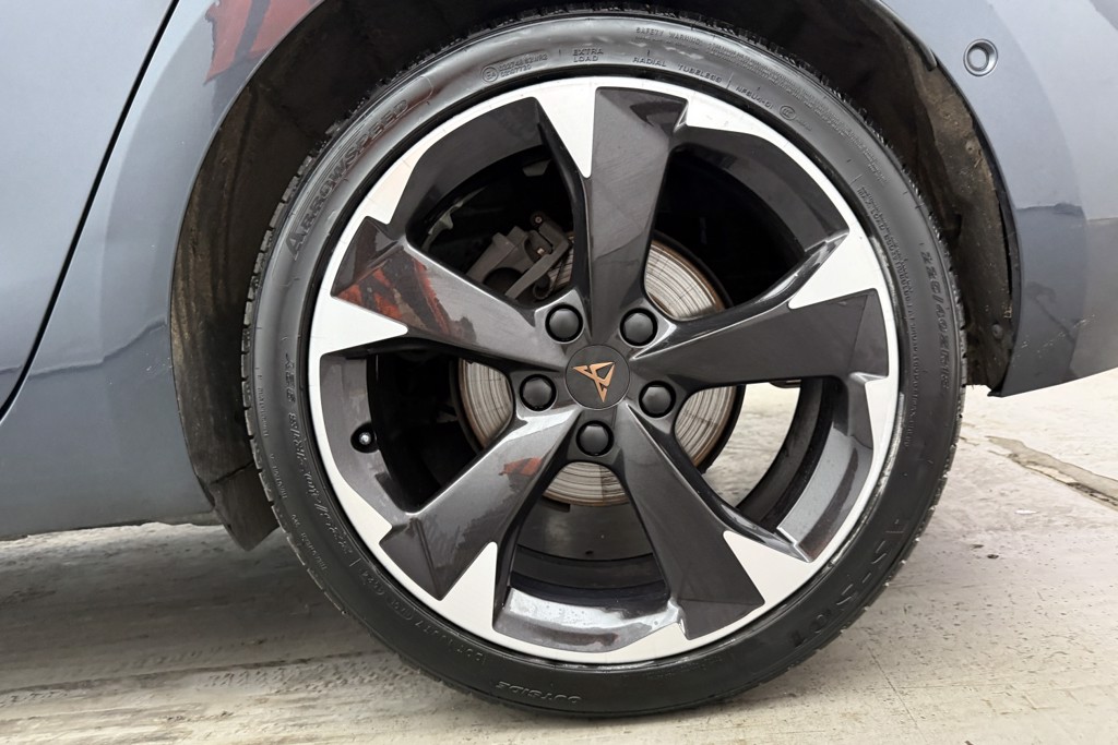 Cupra Leon V1 Manual Petrol Hatchback - Stock Number (1543704) - 34th supplementary image