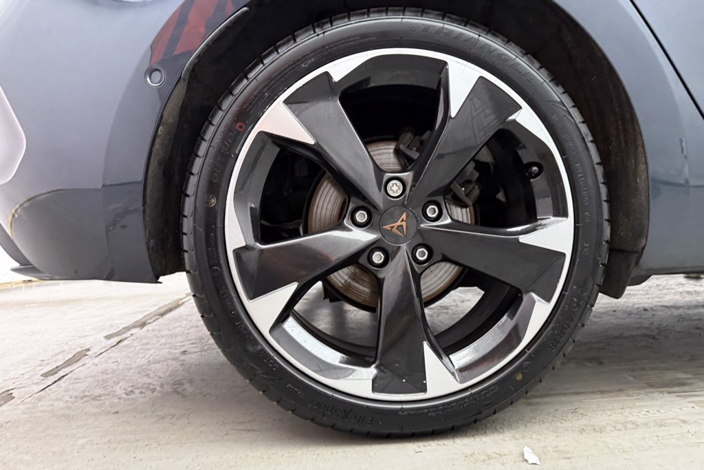 Cupra Leon V1 Manual Petrol Hatchback - Stock Number (1543704) - 35th supplementary image
