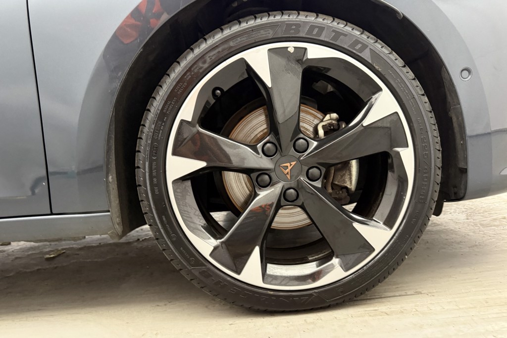 Cupra Leon V1 Manual Petrol Hatchback - Stock Number (1543704) - 36th supplementary image