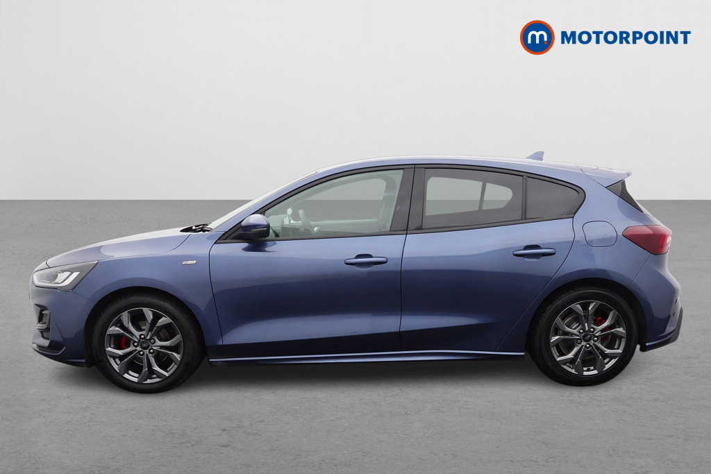 Ford Focus St-Line Manual Petrol Hatchback - Stock Number (1545330) - Passenger side