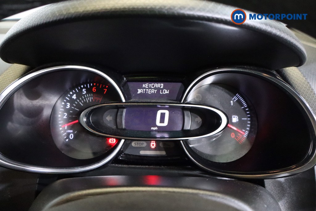 Renault Clio Iconic Manual Petrol Hatchback - Stock Number (1545905) - 2nd supplementary image