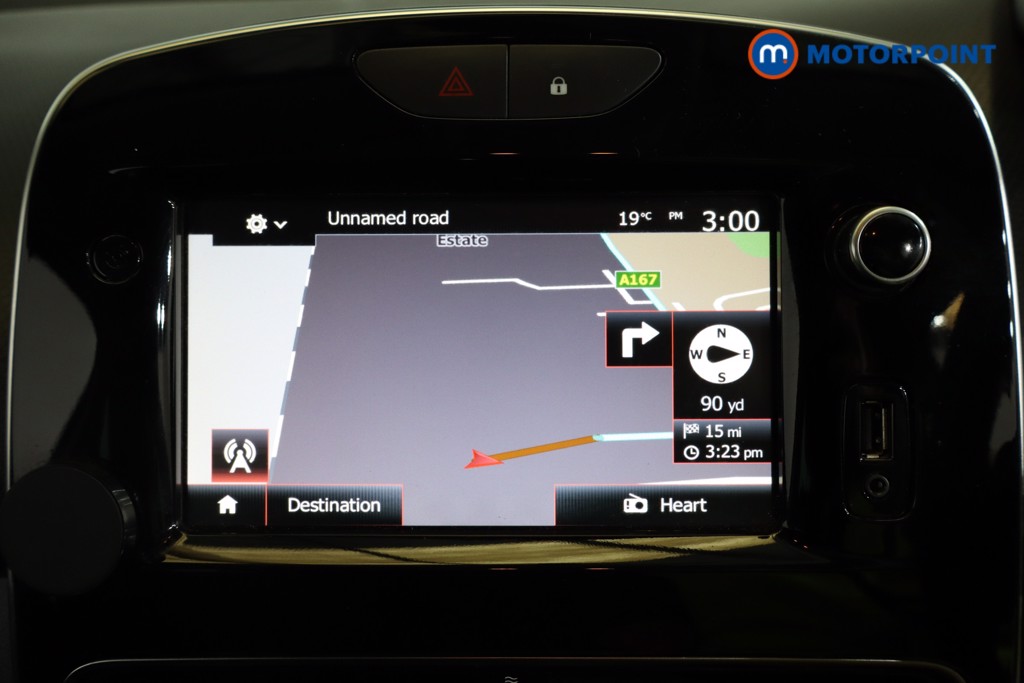 Renault Clio Iconic Manual Petrol Hatchback - Stock Number (1545905) - 5th supplementary image