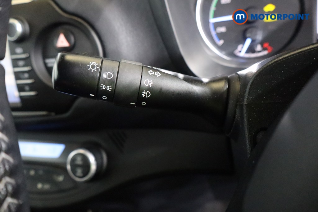Toyota Yaris Y20 Automatic Petrol-Electric Hybrid Hatchback - Stock Number (1550252) - 11th supplementary image