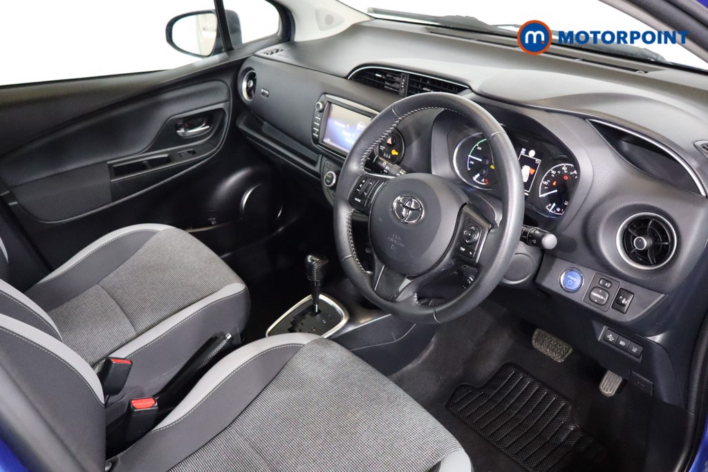 Toyota Yaris Y20 Automatic Petrol-Electric Hybrid Hatchback - Stock Number (1550252) - 1st supplementary image