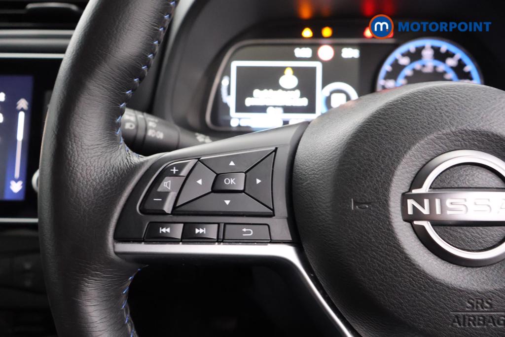 Nissan Leaf N-Connecta Automatic Electric Hatchback - Stock Number (1551332) - 2nd supplementary image