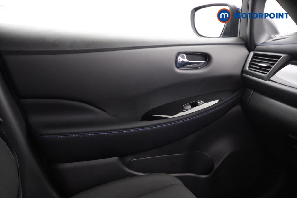 Nissan Leaf N-Connecta Automatic Electric Hatchback - Stock Number (1551332) - 7th supplementary image