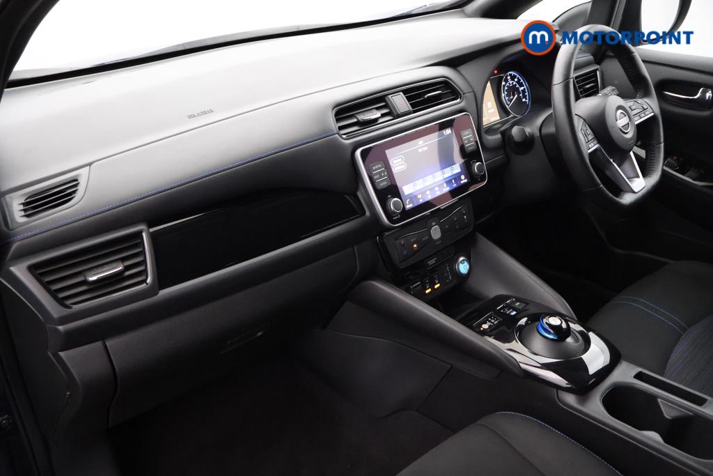 Nissan Leaf N-Connecta Automatic Electric Hatchback - Stock Number (1551332) - 9th supplementary image