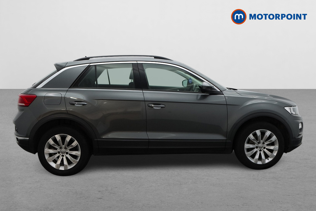 Volkswagen T-Roc SE Manual Petrol SUV - Stock Number (1551565) - Drivers side