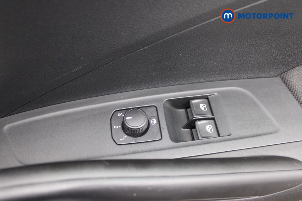 Skoda Fabia Colour Edition Manual Petrol Hatchback - Stock Number (1551880) - 16th supplementary image