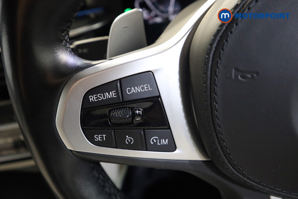 BMW 5 Series M Sport Automatic Petrol Plug-In Hybrid Estate - Stock Number (1552053) - 3rd supplementary image