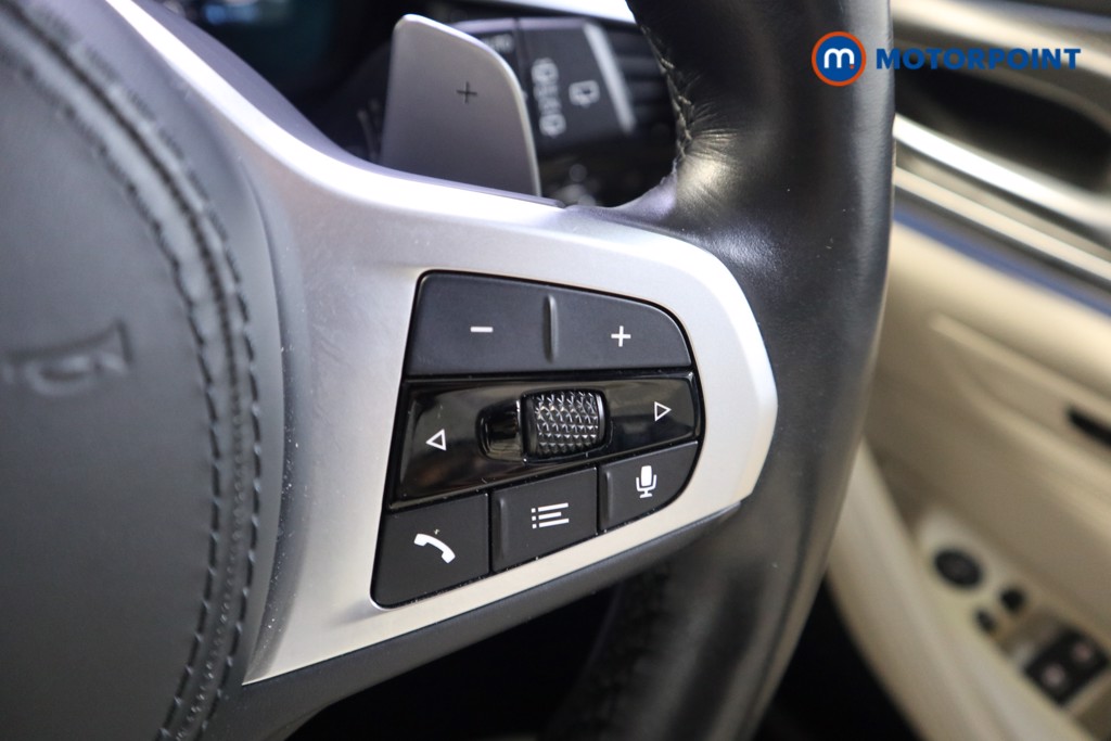 BMW 5 Series M Sport Automatic Petrol Plug-In Hybrid Estate - Stock Number (1552053) - 4th supplementary image