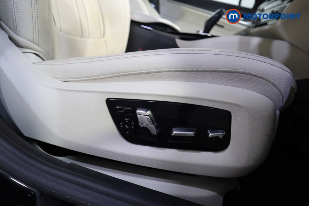 BMW 5 Series M Sport Automatic Petrol Plug-In Hybrid Estate - Stock Number (1552053) - 14th supplementary image