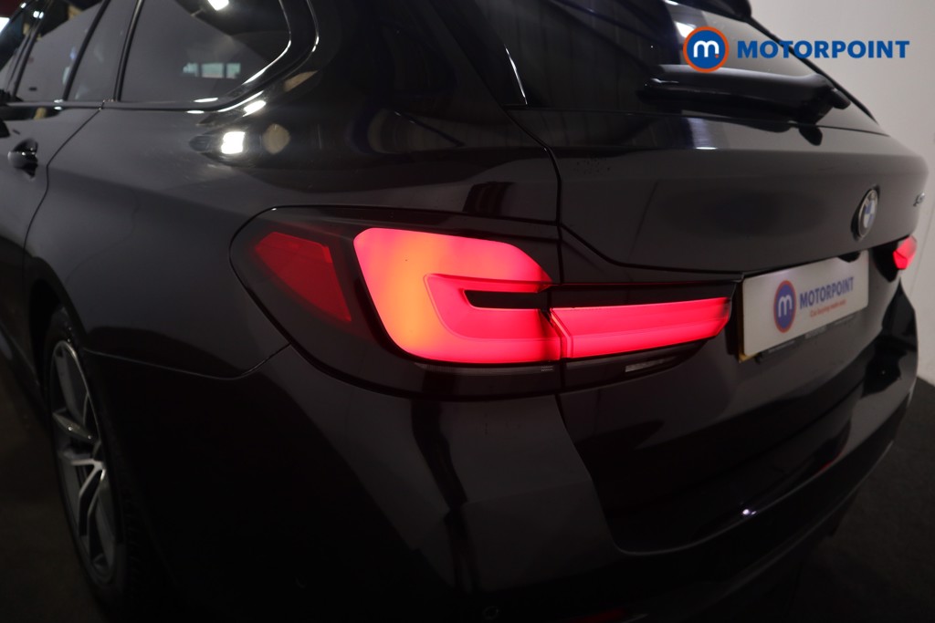BMW 5 Series M Sport Automatic Petrol Plug-In Hybrid Estate - Stock Number (1552053) - 23rd supplementary image