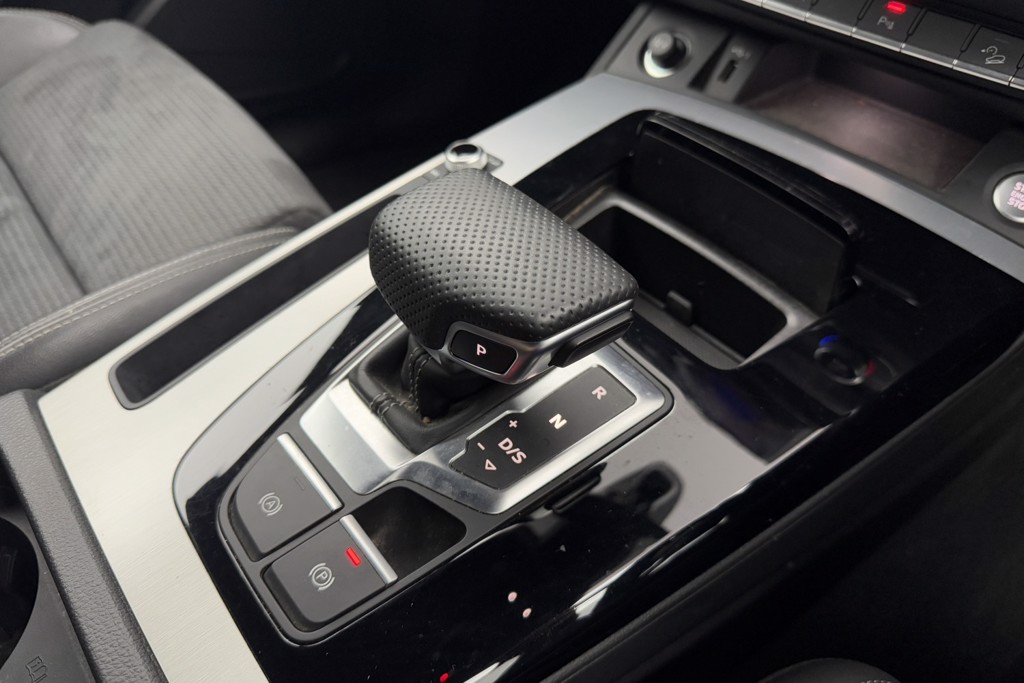Audi Q5 S Line Automatic Diesel SUV - Stock Number (1552158) - 14th supplementary image