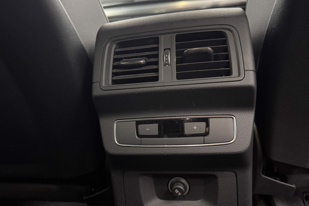 Audi Q5 S Line Automatic Diesel SUV - Stock Number (1552158) - 23rd supplementary image