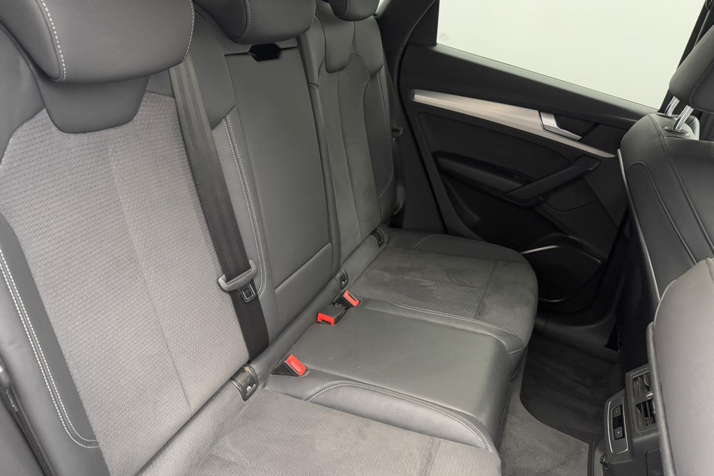 Audi Q5 S Line Automatic Diesel SUV - Stock Number (1552158) - 25th supplementary image