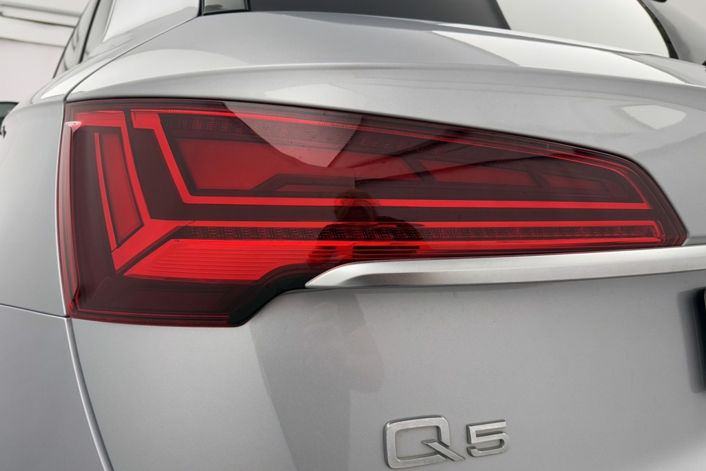 Audi Q5 S Line Automatic Diesel SUV - Stock Number (1552158) - 28th supplementary image