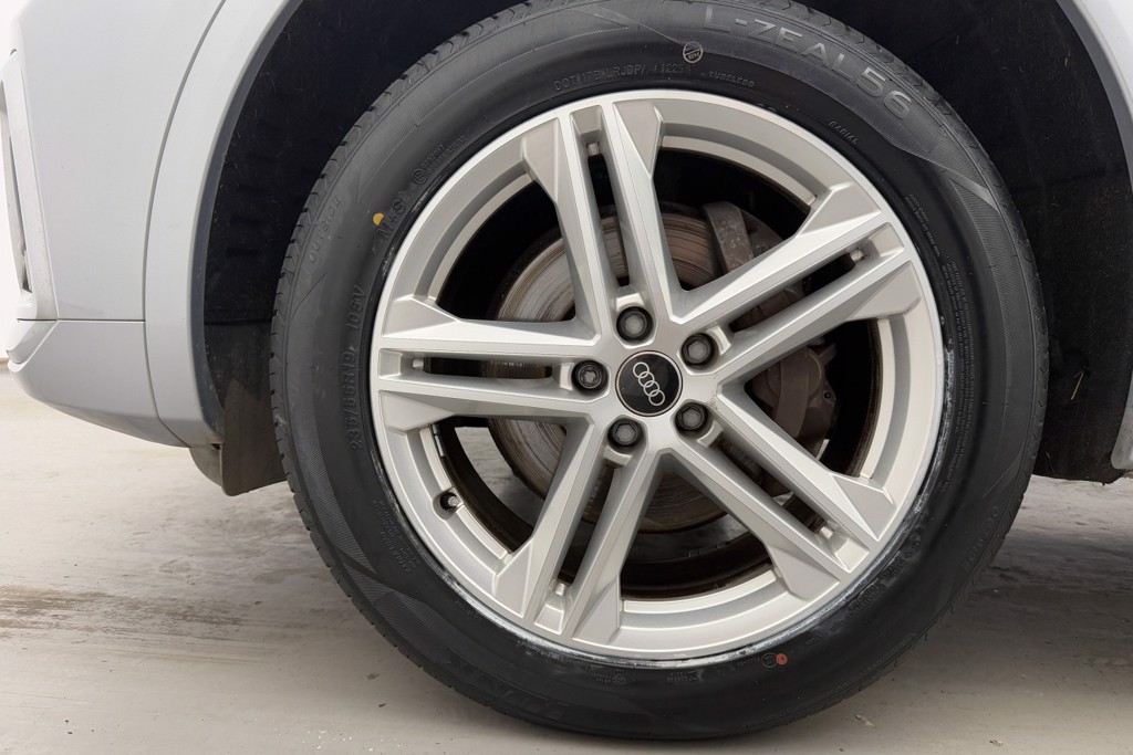 Audi Q5 S Line Automatic Diesel SUV - Stock Number (1552158) - 35th supplementary image
