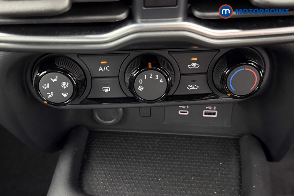 Nissan Juke Acenta Premium Automatic Petrol SUV - Stock Number (1552720) - 10th supplementary image