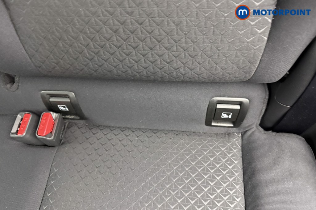 Nissan Juke Acenta Premium Automatic Petrol SUV - Stock Number (1552720) - 23rd supplementary image
