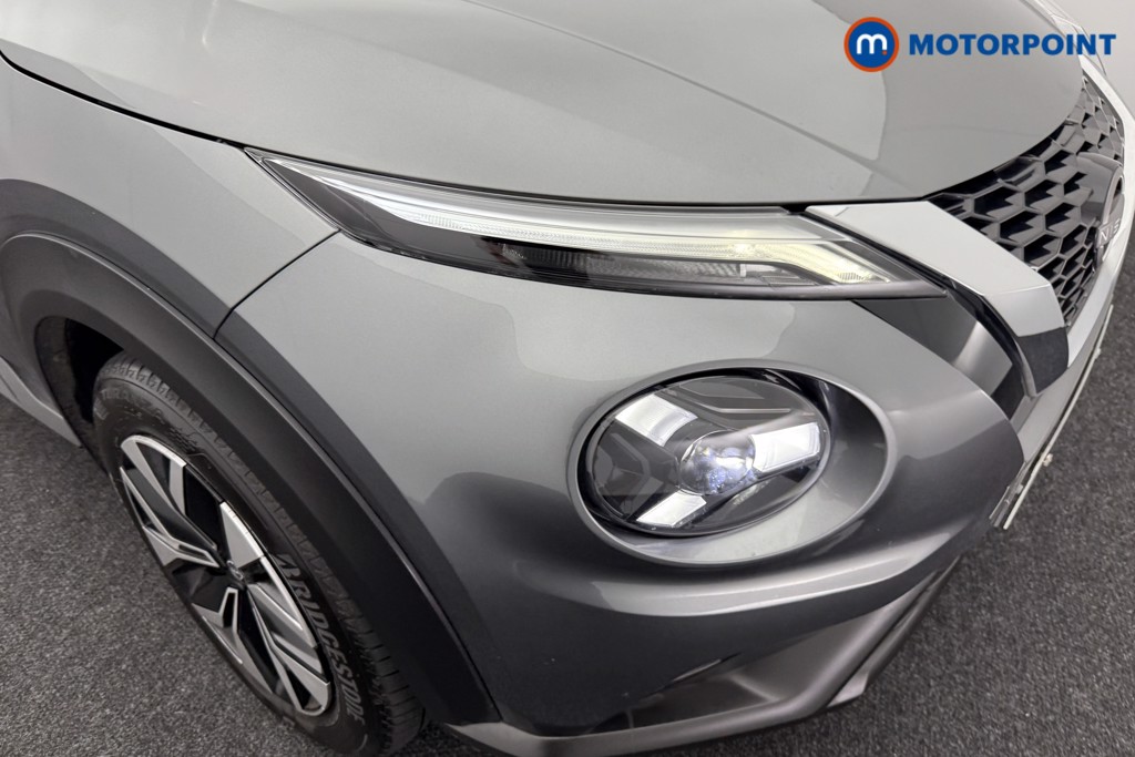 Nissan Juke Acenta Premium Automatic Petrol SUV - Stock Number (1552720) - 26th supplementary image