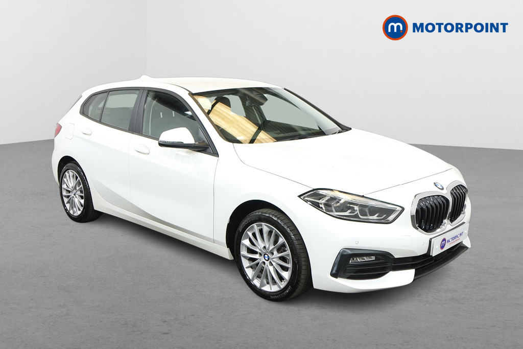 BMW 1 Series SE Automatic Petrol Hatchback - Stock Number (1552728) - Drivers side front corner