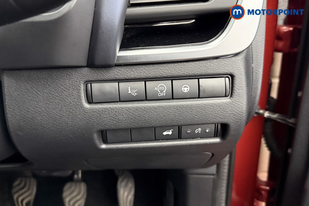 Nissan Qashqai Tekna Manual Petrol SUV - Stock Number (1552739) - 15th supplementary image
