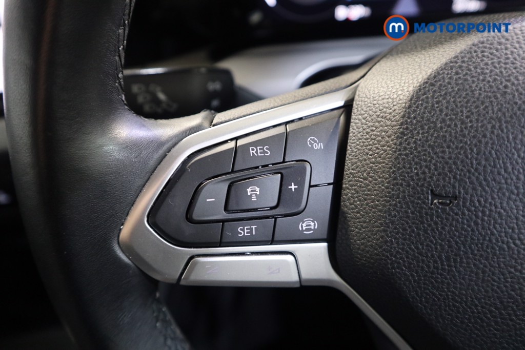 Volkswagen Golf Life Manual Diesel Hatchback - Stock Number (1552799) - 3rd supplementary image